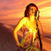 Christiane Bild von Christane am Strand im Sonnenuntergang